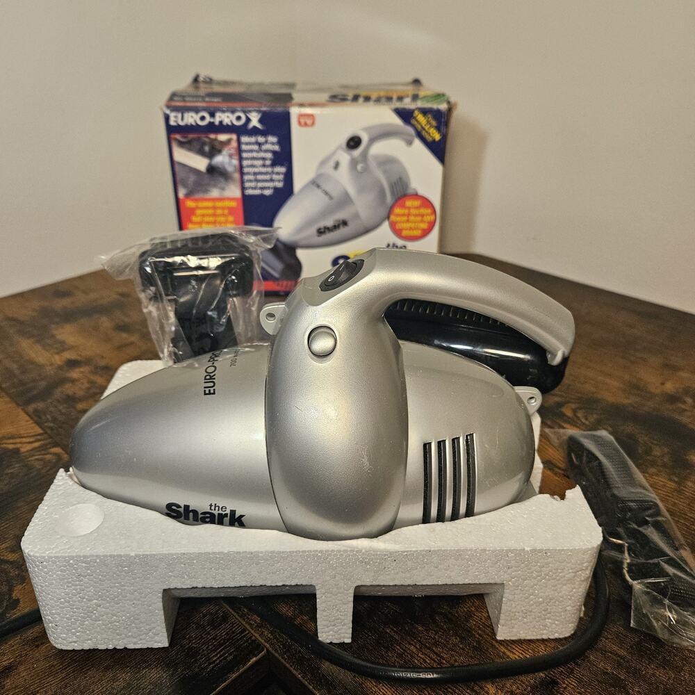 Euro-Pro X Shark EP033 Handheld Vacuum Cleaner 700W Silver Turbo Vac Canister
